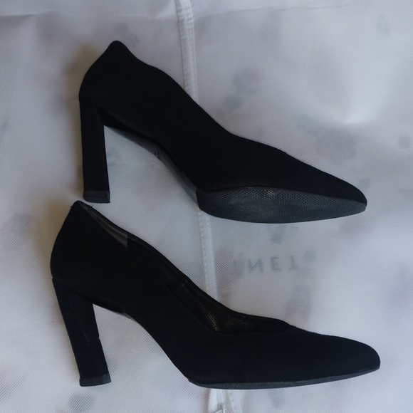Black Robert Clergerie suede pumps - Picture 3 of 8